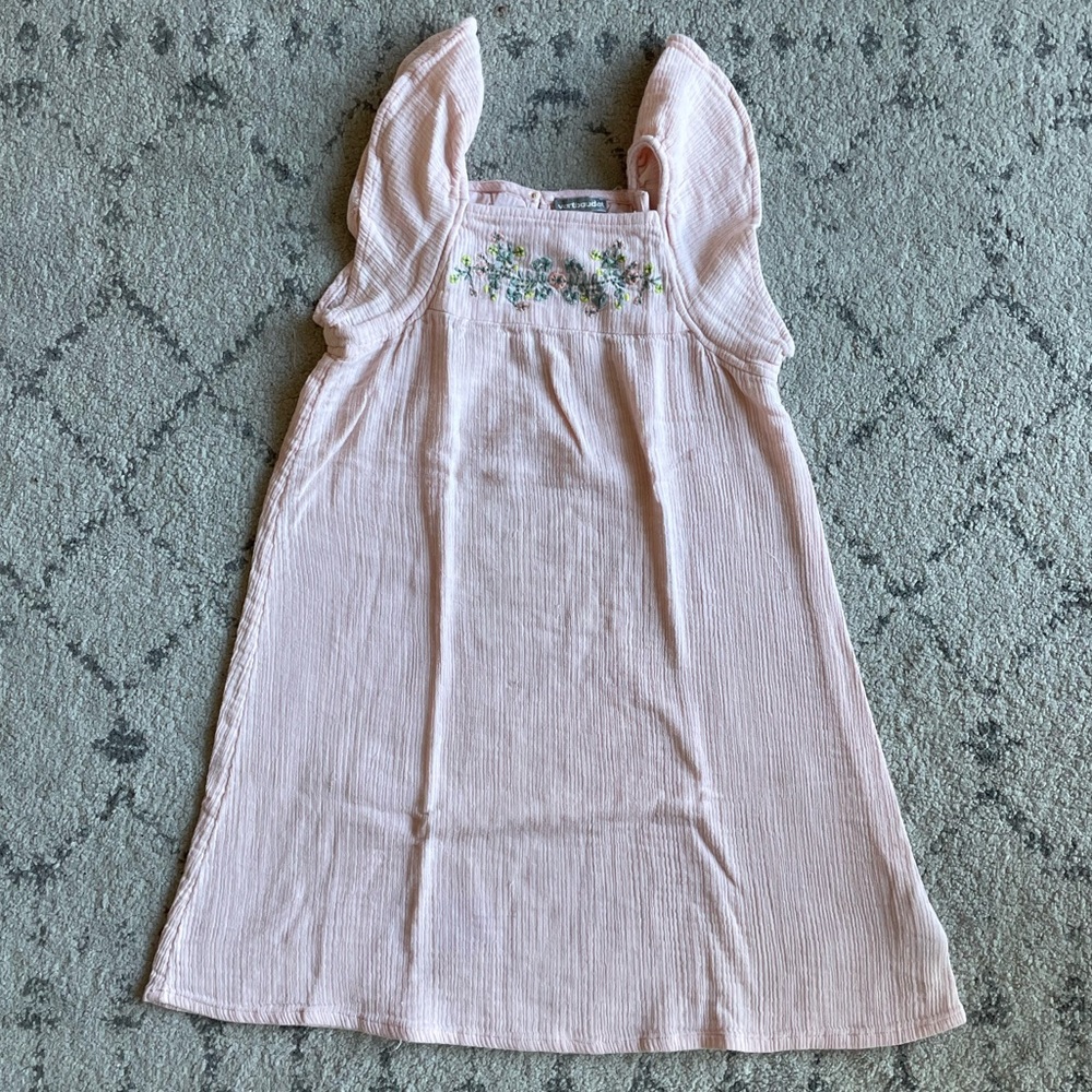 Pretty light pink Vertbaudet embroidered dress